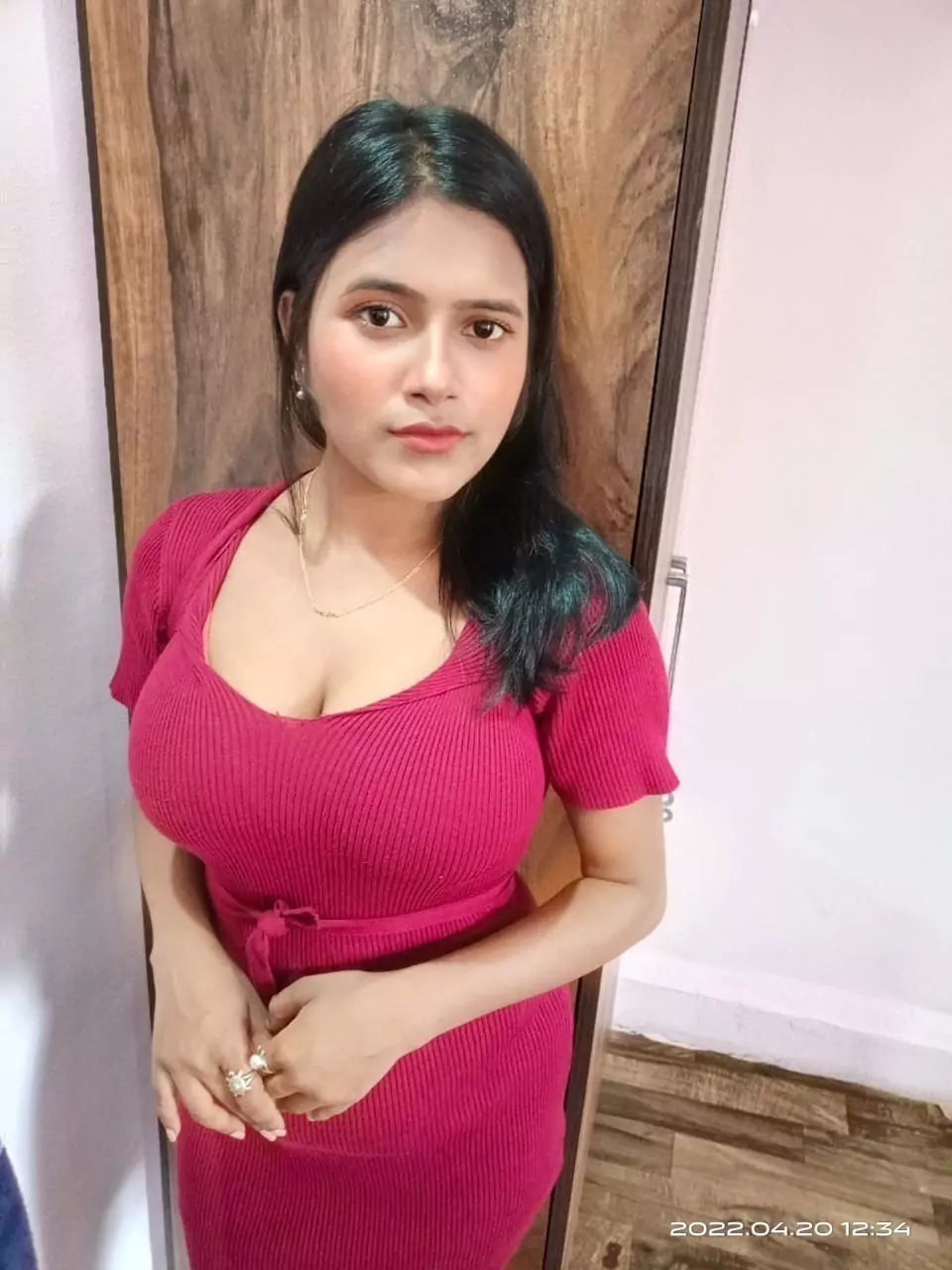 Umroi Escort Service